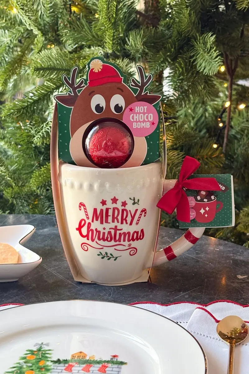 Taza Diseño Navidad Con Bombón De Chocolate