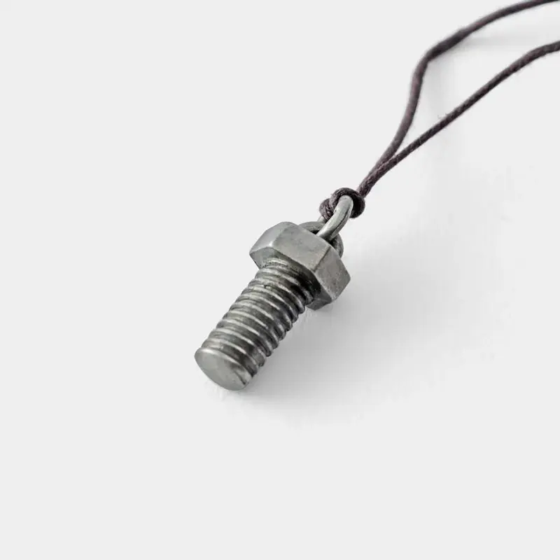 TF Colgante Tornillo