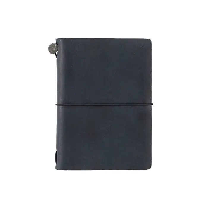 TRAVELER'S notebook - Tamaño Pasaporte Negro