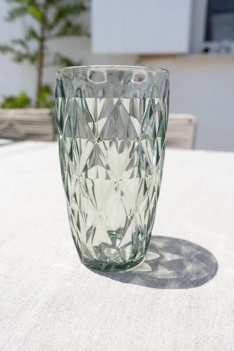 Vaso Grande Verde Acrílico Con Diseño De Rombos