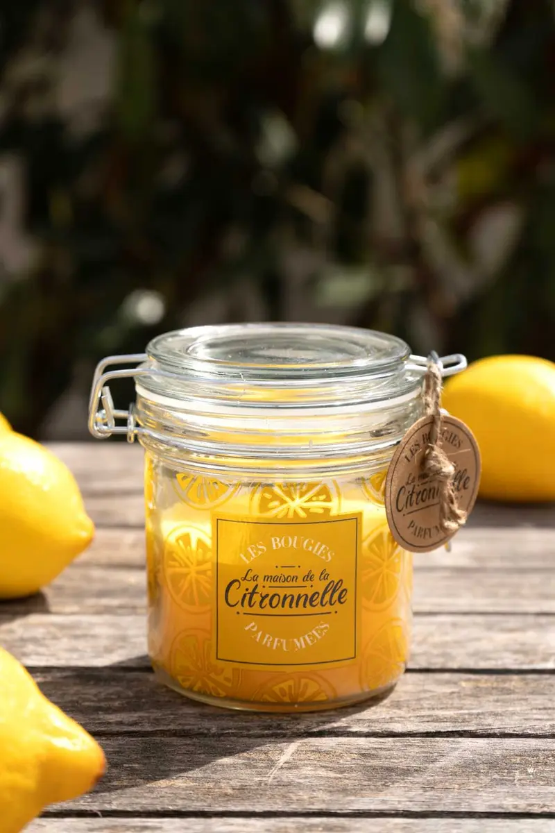Vela Con Tapa Y Aroma A Citronela