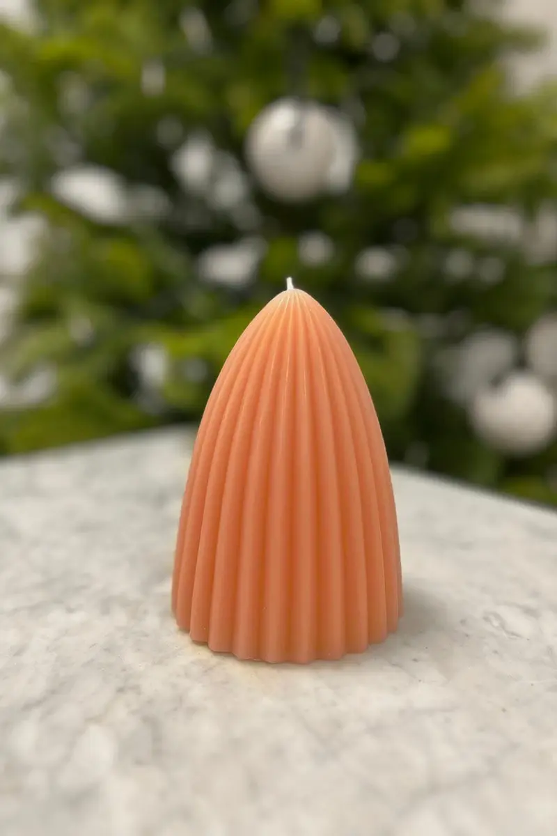 Vela Forma Cono Con Relieve