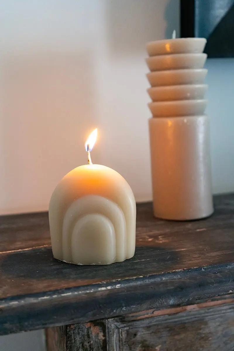 Vela Ovalada Con Relieve